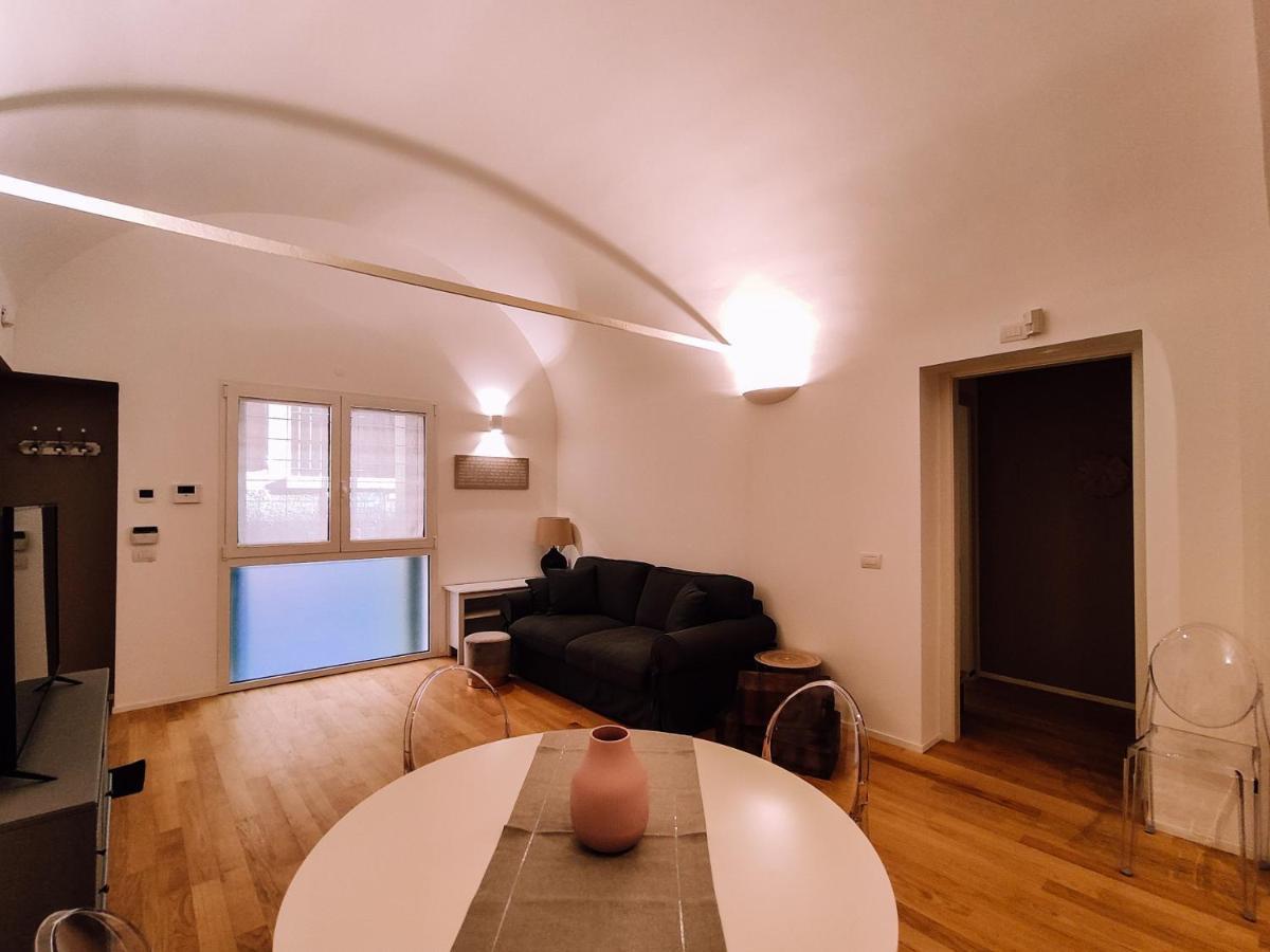 Appartamento Elegante Alle Due Torri By Wonderful Italy Bolonia Zewnętrze zdjęcie